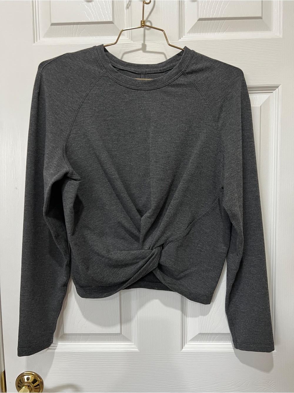 Lululemon Tuck & Gather Pullover Heathered Mod Black Gray Sz 6/8 Stretchy Comfy